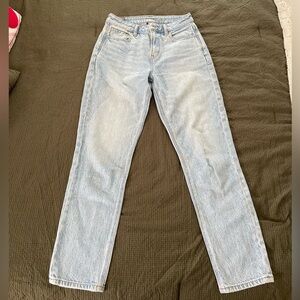 American Eagle light Blue Women's Jeans strigid mom jeans: Size 2